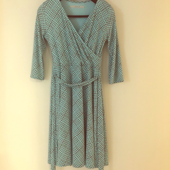 41 Hawthorn Dresses & Skirts - Dress with tie. Casual and easy